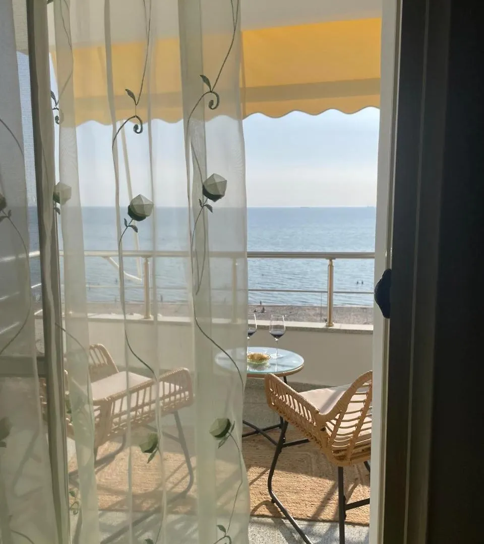 Waves & Views Apartment Durrës