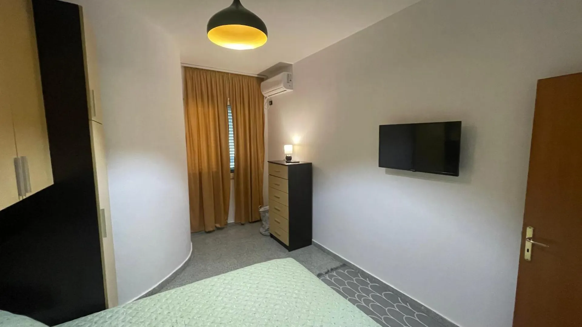 Waves & Views Apartment Durrës